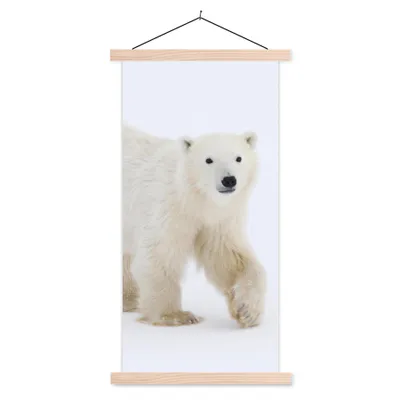 Produktbild von MuchoWow® Textilposter Eisbär - Schnee - Weiß 60x120 cm mit holzfarbenen Rahmen - Holz