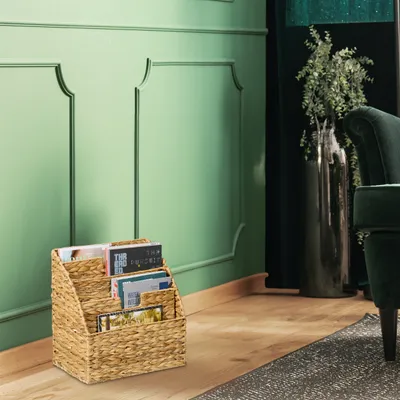 Produktbild von Relaxdays Zeitungsständer, Wasserhyazinthe, HxBxT: 41 x 40 x 25 cm, 4 Fächer, geflochtener Zeitschriftenständer, natur