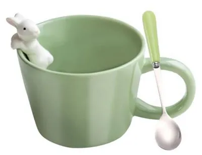 Obrázek produktu pro Šálek s 3D králíkem uvnitř, roztomilý šálek s lžičkou, objem 350 ml, zelený