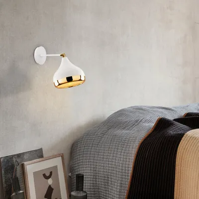 Produktbild von Opviq, Elegante Wandleuchte aus Metall, Weiß und Gold, 17 x 28 cm | E27 Fassung, max. 40 W | IP20 | Ideal für Hotel- und Wohnräume, inklusive Montageanleitung.