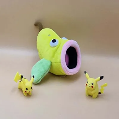 Produktbild von Pokemon Ultrigaria Kuscheltier - 13 cm Plüschtier Weepinbell
