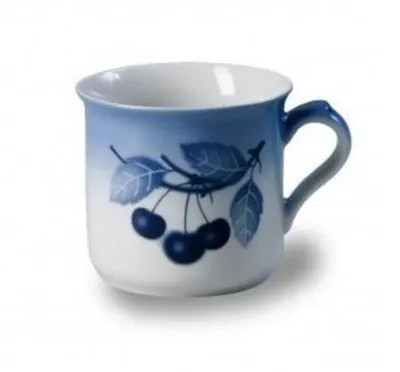 Produktbild von Thun 1794 Bobby, Porzellanbecher, 0,45 l, Kirsche blau, Thun