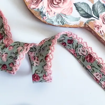 Produktbild von Designer Popeline Schrägband Blümchen Mit Spitze Baumwolle Holland (Rosa)