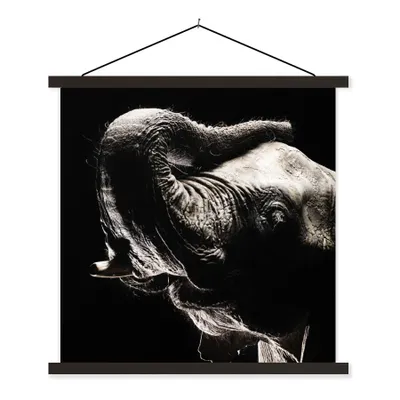 Produktbild von MuchoWow® Textilposter Elefant - Schwarz - Tiere - Porträt 40x40 cm mit schwarzem Rahmen - Fotos