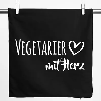 Produktbild von Huuraa Kissenbezug Vegetarier mit Herz 40x40cm Black Baumwolle Dekokissenbezug Geschenkidee