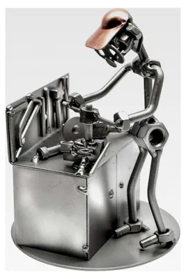 Produktbild von Schraubenmännchen Metallbauer Schlosser Geschenk Metall-Deko 12x12x17 cm