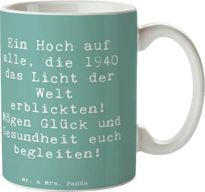 Produktbild von Mr. & Mrs. Panda Trinkbecher Spruch 1940 Geburtstag - Meeresbrise - Geschenk, Becher, Kaffeetasse, Happy Birthday, Pott, liebevolle Grüße, Hommage an, Tasse, Kaffeebecher