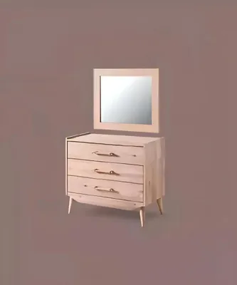Image de Commode brune dans la chambre à coucher brune en bois avec tiroirs Meubles