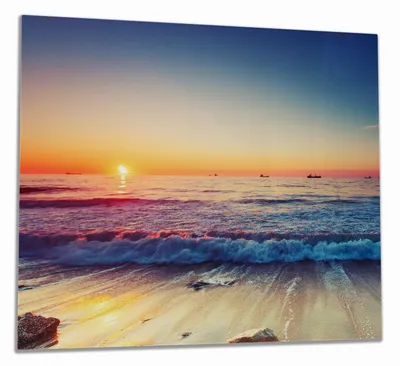 Produktbild von Wallario Herdabdeckplatte aus Glas, Größe 60 x 52 cm 1-teilig, Motiv Sonnenuntergang am Meer mit Wellen am Strand