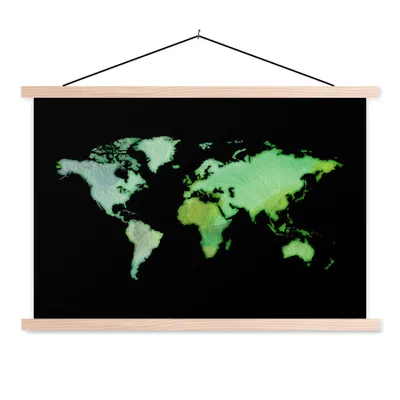 Produktbild von MuchoWow® Textilposter Weltkarte - Grün - Aquarell 120x80 cm mit holzfarbenen Rahmen - Aufhängeset