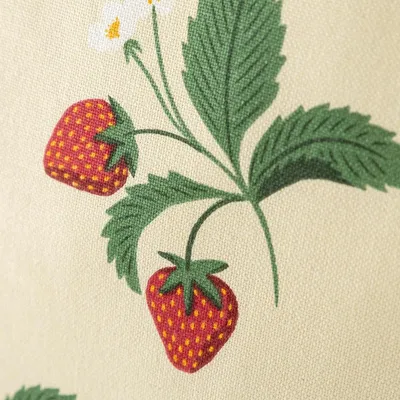 Produktbild von Kissenhülle Strawberry Happy Fruit von SCHÖNER LEBEN. Größe 40x60cm (HxB) 40x60cm (HxB) Größe