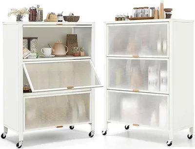 Produktbild von Klapptür 4-Ebenen-Stauraumschrank, Küchenregal mit transparenten Türen und verstellbaren Regalen, Mikrowellenständer mit Universalrollen, Weiß