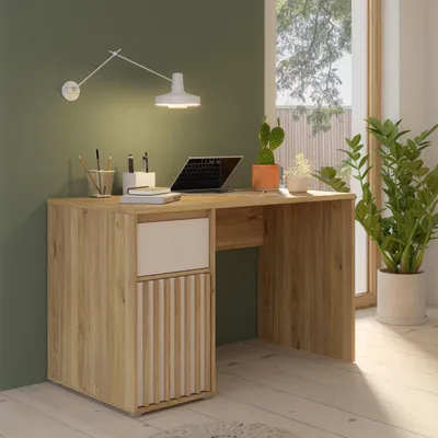 Produktbild von Forte ELISTON Schreibtisch 120, moderner Schreibtisch mit Lamellendesign, Schrank und Schublade, Schlafzimmer, Büro, Mauvella Eiche Holzdekor|Kashmir Beige, 120 cm breit x 74,4 cm hoch x 60 cm tief