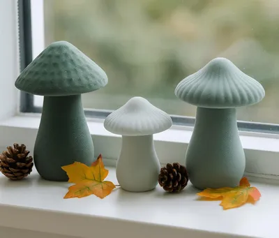 Produktbild von 3x Pilz "Grün" aus Porzellan, Herbstdeko 8 + 12 cm hoch, große Dekopilze, Dekofigur Pilzset, Pilze, Pilzdeko