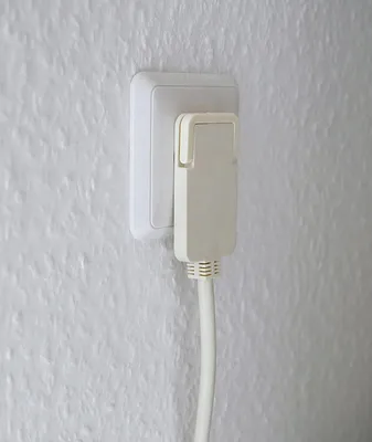 Zdjęcie produktu dla Brennenstuhl 1153320100, 2 m, Wewnętrzna, Biały, 6 x gniazdo sieciowe, 420 mm, Biały
