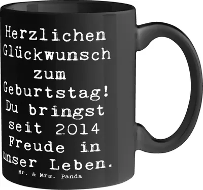 Produktbild von Mr. & Mrs. Panda Becher Spruch 2014 Geburtstag Freude - Schwarz - Geschenk, Herz, haferl, Teetasse, kaffeetasse bedruckt, Kaffeebecher, Geburtsjahr erinnern, Alter