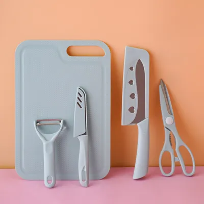 Imagen del producto de Juego de cuchillos de cocina AIORBER de 5 piezas y tabla de cortar, para una cocina sencilla, fabricados con acero inoxidable duradero, utensilios de cocina, color azul