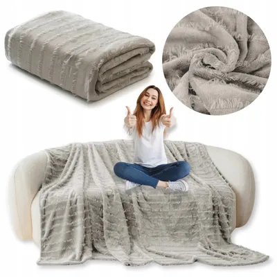 Image de Lóżkoholicy Couverture Yolanda Microfibre Décorative avec Franges