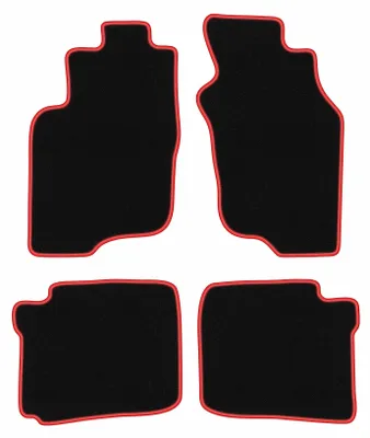 Produktbild von Fußmatten Velours Schwarz/Rot für Mitsubishi Space Star 1999-2005 Set 4-tlg