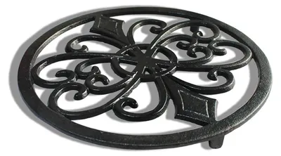 Immagine prodotto di Pentola in ghisa nera, diametro 21 cm, adatta per cotture a fuoco vivo e resistente alle alte temperature, ideale per servire piatti caldi