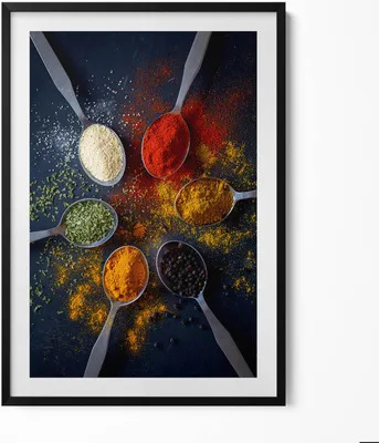 Produktbild von Löffel mit bunten Gewürzen für die Küche– Wandbild mit Rahmen – Gerahmtes Bild  – Wanddekoration – 70x100 cm –  Schwarz Rahmen