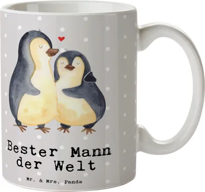 Produktbild von Mr. & Mrs. Panda Kaffeebecher Pinguin Bester Mann der Welt - Grau Pastell - Geschenk, Lebensgefährte, Danke, Kaffeetasse, Beste, Becher, Partner, Kleinigkeit, Tasse, Pott