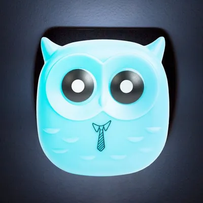 Immagine prodotto di Lampada da presa per luce notturna - Luce di gufo - Blu - Automatica con sensore giorno/notte - Per bambini/adulti