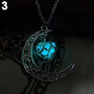 Produktbild von Mond hohles Liebesherz leuchtend türkis Halskette Charm Schmuck Halloween Geschenke-Hellblau