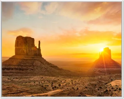 Produktbild von Wallario Wandbild Monument bei Sonnenuntergang, Größe: 40,30 x 50,30 cm, Poster mit weißem Aluminiumrahmen