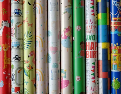 Produktbild von Geschenkpapier Kinder 2m x 0,7 m - 10 Rollen