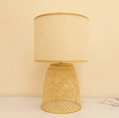 Immagine prodotto di Lampada da tavolo in bambù naturale fatta a mano - Phoebe D32xH49.5cm