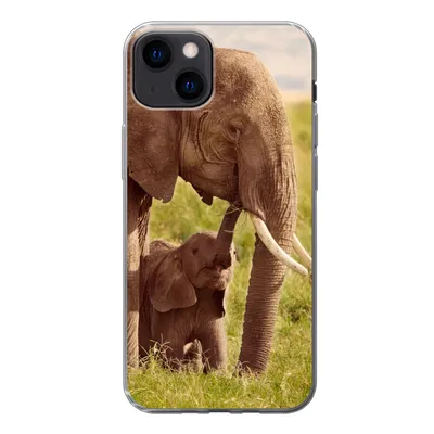 Produktbild von MuchoWow® Handyhülle Schutzhülle Hülle für iPhone 13 Elefant - Gras - Jung - Rüssel Silikon Softcase Handy Hülle - Karteninhaber