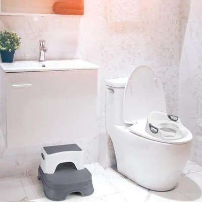 Image de Siège de toilettes pour enfants avec protection anti-éclaboussures, antidérapant, gris