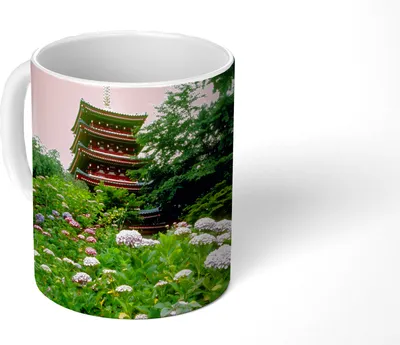 Produktbild von MuchoWow® Tasse Kaffeetasse Kaffeebecher 350 ml Japanischer Garten mit Hortensien Teetasse - Fototasse - Becher - Keramikbecher - Teebecher - Kaffeetasse - Bürotasse