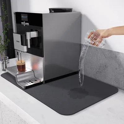 Produktbild von Schwarze Silikonmatte für Kaffeevollautomat, 60x40cm, schnell trocknend