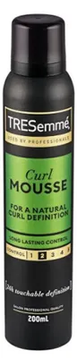 Obrázek produktu pro Curl Mousse tužidlo na vlasy 200 - TRESemmé