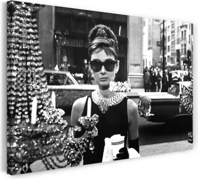 Produktbild von Leinwandbild (120x80cm): Audrey Hepburn, echter Holz-Keilrahmen inkl. Aufhänger, handgefertigt in Deutschland