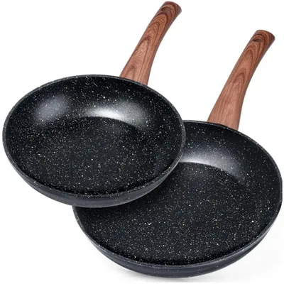 Zdjęcie produktu dla Vilde | Zestaw 2 patelni - Patelnia do smażenia 20/24 cm - Patelnia indukcyjna z powłoką nieprzywierającą - CZARNA i DREWNIANA
