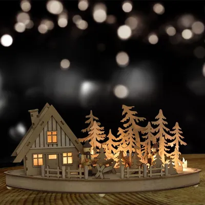 Produktbild von LED Weihnachtsdeko Holzhaus mit Tannen Figuren und Reh Fensterdeko Adventsdeko