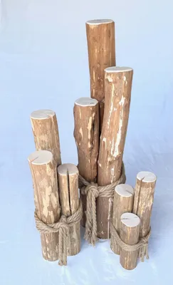 Image de Noisette Décoration en bois naturel - Poteau en bois Décoration maison et jardin 90cm
