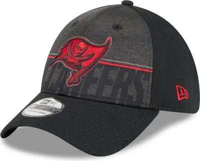 Produktbild von New Era 39Thirty Cap TRAINING 2023 Tampa Bay Buccaneers - M/