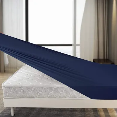 Produktbild von Spannbettlaken Jersey aus Baumwolle mit Elasthan – Blau – passend für 90x200 cm bis 180x200 cm – mit Rundumgummizug