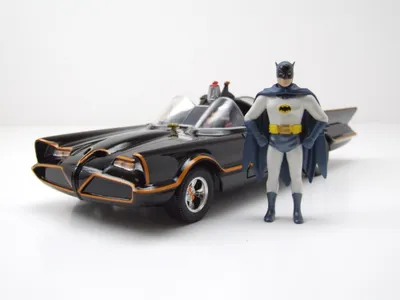 Produktbild von Dickie Toys Batman 1966 Classic Batmobile 1:24, Die-cast Spielzeugauto mit zu öffnenden Türen inkl. Batman Figur, 253215001
