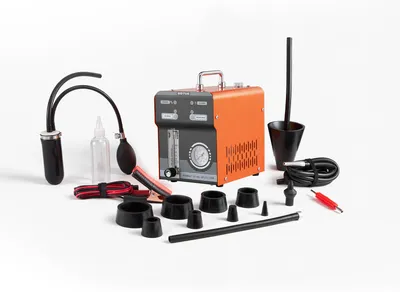 Produktbild von SucceBuy EVAP Nebelmaschine Kfz Rauchgerät mit Luftpumpe, Durchflussmesser und Manometer – Lecksuchgerät für Autos, Motorräder und Lkw, Diagnosewerkzeug zur Lecksuche, 1,6 bar Rauchmaschine für Dichtigkeitsprüfungen