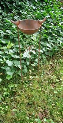 Produktbild von Vogeltränke an Rankgitter Futterstelle Gartenstab Gartenstecker
