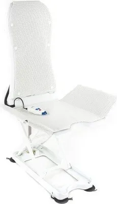 Produktbild von Aquatec Kogia Badewannenlifter mit Bezugs-Set weiß