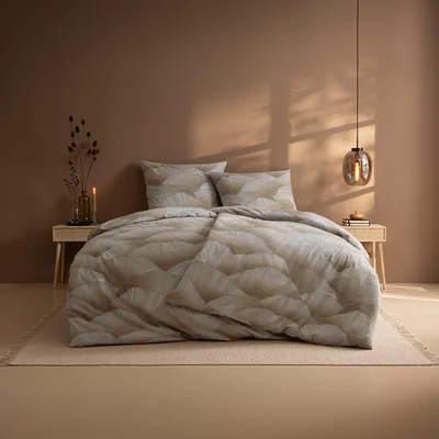 Produktbild von Estella Samt + Seide Flanell Bettwäsche 135x200 Alba grau Muschel 5481-810