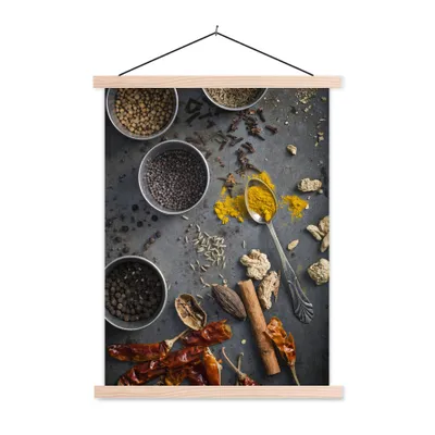 Produktbild von MuchoWow® Textilposter Kräuter auf grauem Hintergrund 120x160 cm mit holzfarbenen Rahmen - Plakatkarton