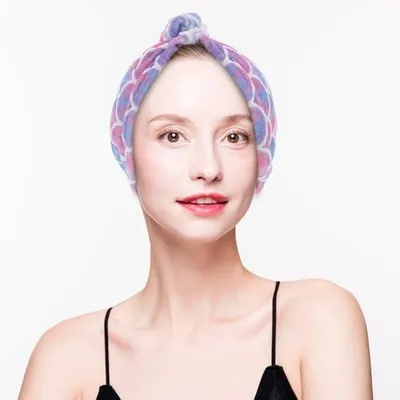 Produktbild von 2 Stück Mikrofaser-Haarturban mit sicherem Halt und schnelltrocknender Funktion, saugfähiges Haartuch mit niedlichem Fischschuppenmuster, leicht und elegant