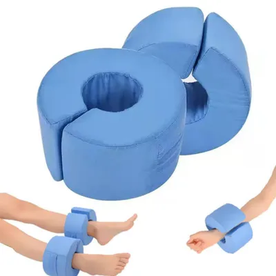 Immagine prodotto di Cuscini per le ginocchia, set da 2 – Supporto per le gambe per chi dorme sulla schiena e sul fianco – Supporto per piedi e caviglie – Memory foam – Cuscino ergonomico ad alto supporto – Blu